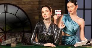 Filipino player accessing 4579 casino games on a mobile phone browser
